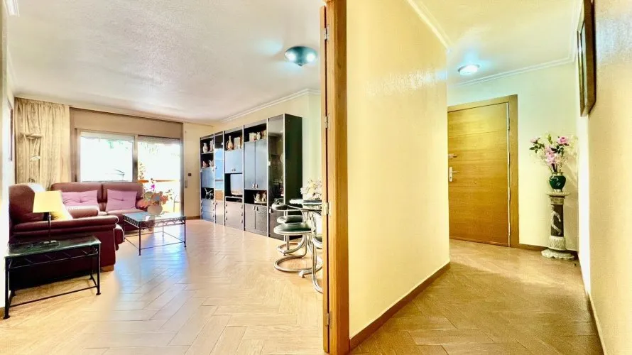 3 bedrooms apartment for sale, Torrevieja, Spain No. 162 № 8