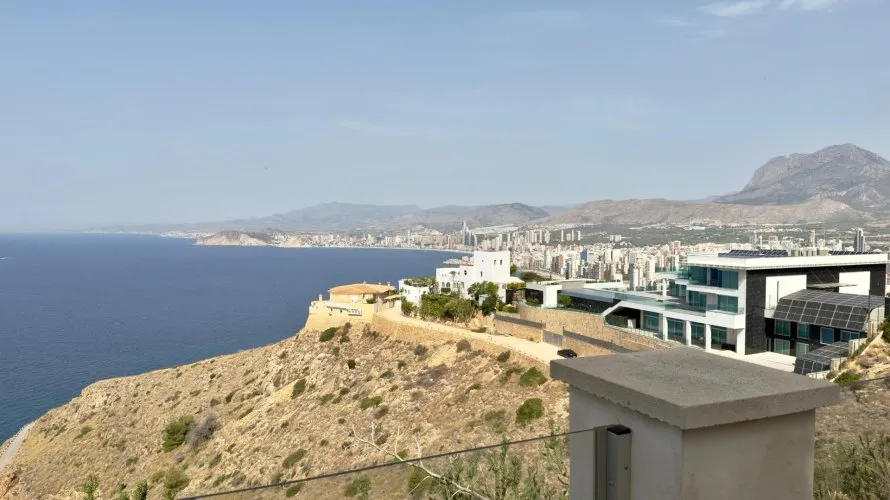 7 bedrooms villa for sale, Benidorm, Spain No. 1622 № 3
