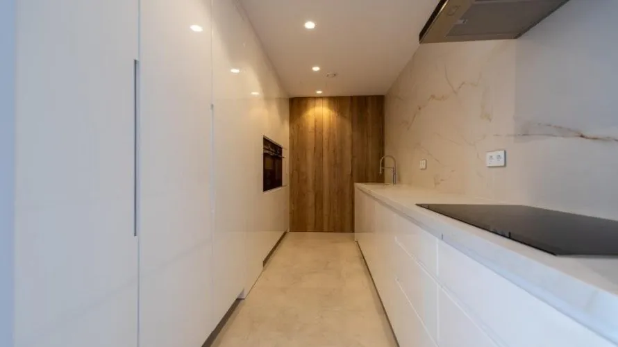 4 bedrooms apartment for sale, Benidorm, Spain No. 352 № 16