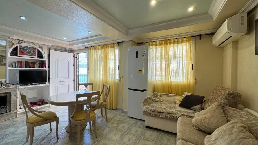 3 bedrooms house for sale, Guardamar del Segura, Spain No. 830 № 16
