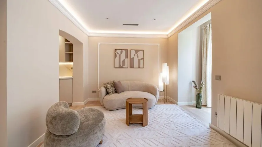 2 bedrooms apartment for sale, Madrid, Spain No. 1096 № 1