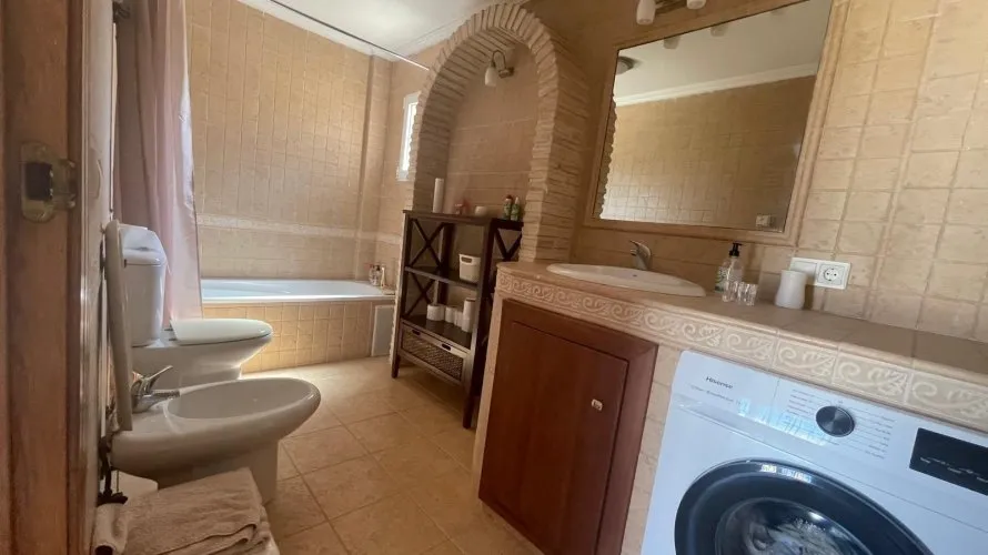 5 bedrooms house for sale, Torrevieja, Spain No. 838 № 15