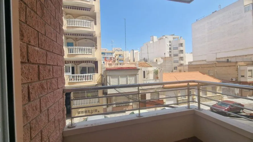2 bedrooms apartment for sale, Torrevieja, Spain No. 2771 № 13