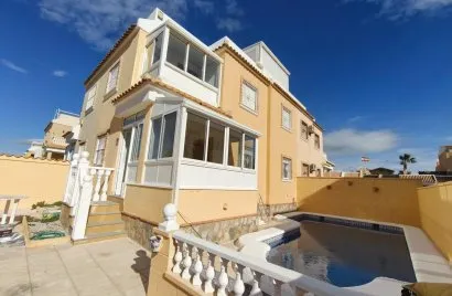 3 bedrooms house for sale, Rojales, Spain No. 1028