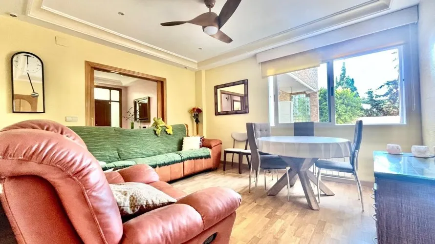 4 bedrooms villa for sale, Torrevieja, Spain No. 234 № 27