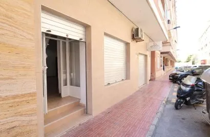 1 bedroom commercial property for sale, Torrevieja, Spain No. 2964