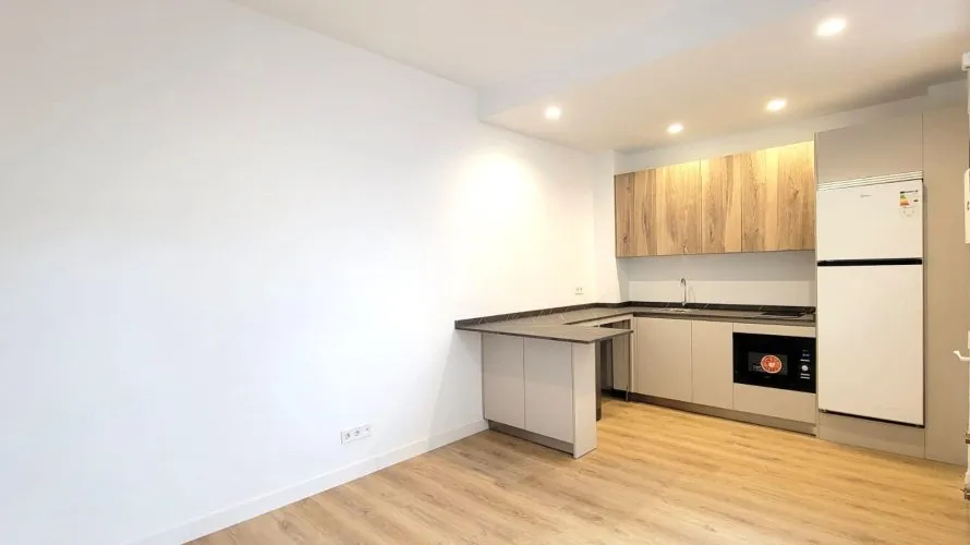 1 bedroom apartment for sale, Madrid, Spain No. 626