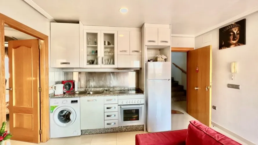 2 bedrooms penthouse for sale, Torrevieja, Spain No. 2766 № 10