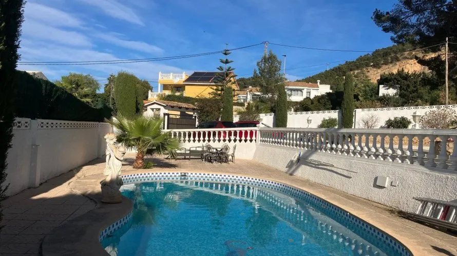 4 bedrooms villa for sale, Albir, Spain No. 610