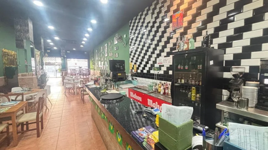 140m² commercial property for sale, Alicante, Spain No. 2841 № 3