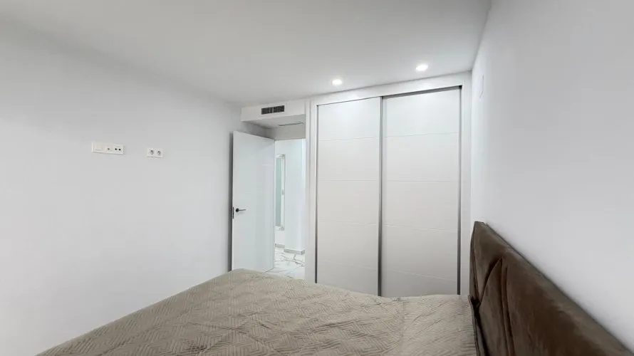 2 bedrooms apartment for sale, Torrevieja, Spain No. 1055 № 7