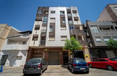 2 bedrooms apartment for sale, Torrevieja, Spain No. 2761