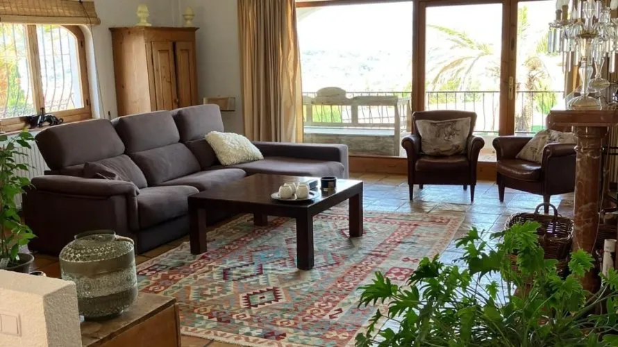 4 bedrooms villa for sale, Albir, Spain No. 610 № 3