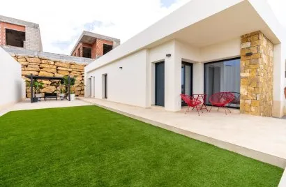 2 bedrooms villa for sale, Finestrat, Spain No. 648