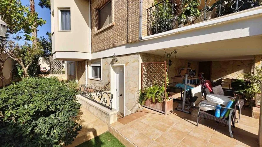 5 bedrooms villa for sale, Ciudad Quesada, Spain No. 109 № 6