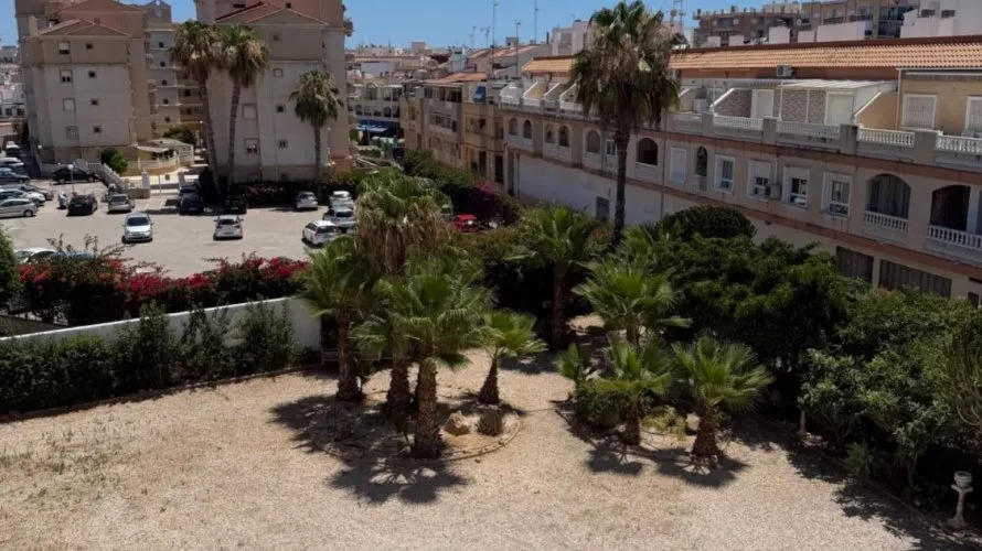 1 bedroom apartment for sale, Torrevieja, Spain No. 2949 № 11