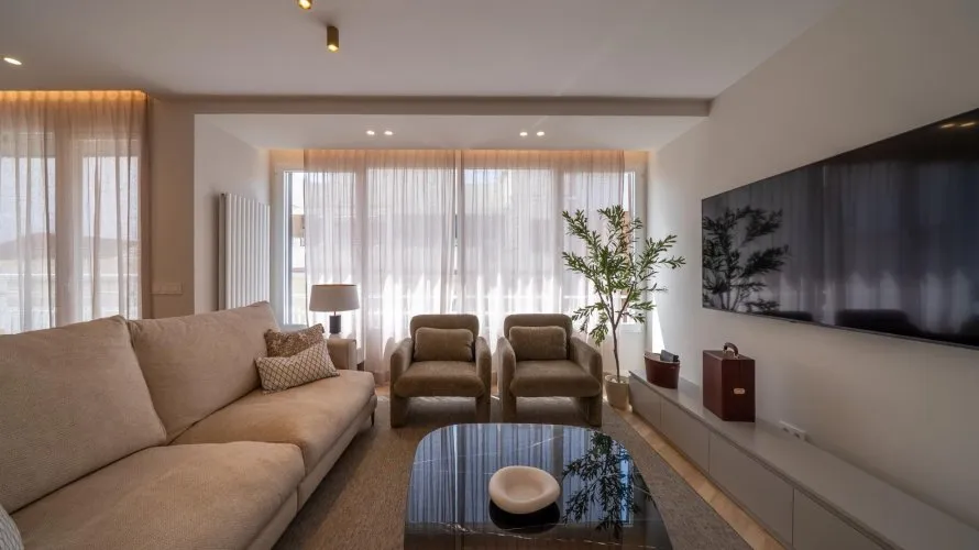 3 bedrooms apartment for sale, Madrid, Spain No. 828 № 2