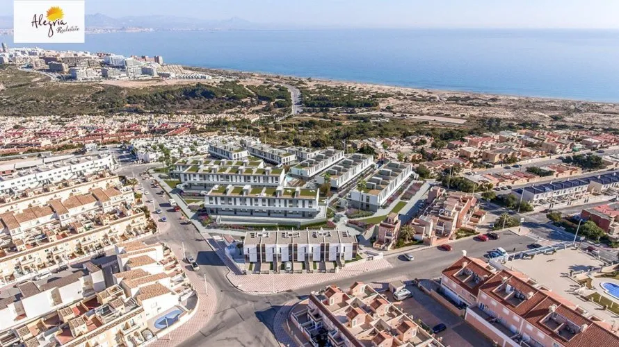 3 bedrooms apartment for sale, Gran Alacant, Spain No. 381 № 4