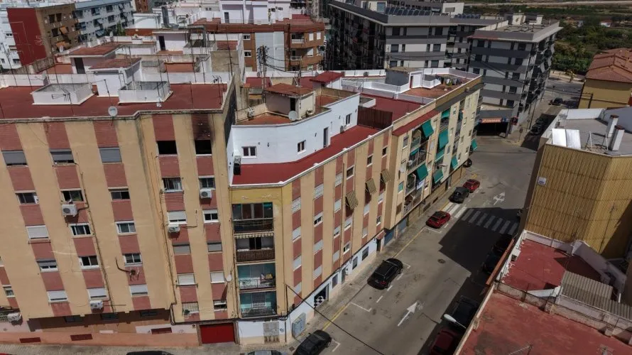 1 bedroom penthouse for sale, Manises, Spain No. 1487
