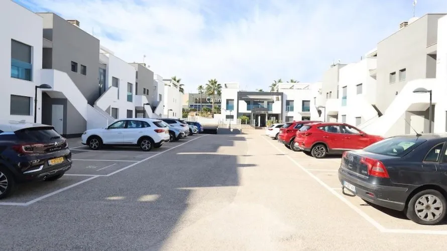 2 bedrooms apartment for sale, La Zenia, Spain No. 991 № 19