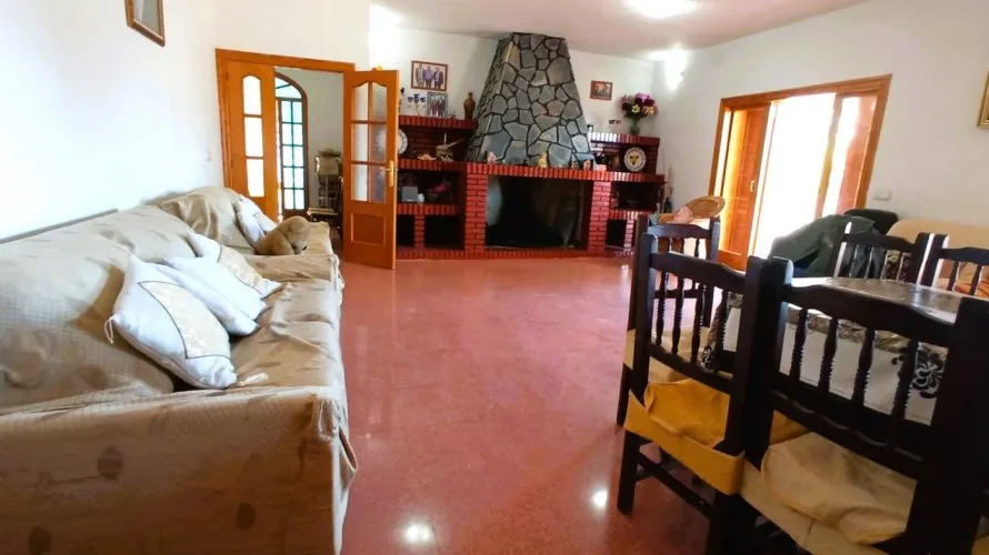 5 bedrooms apartment for sale, Mutxamel, Spain No. 373 № 2