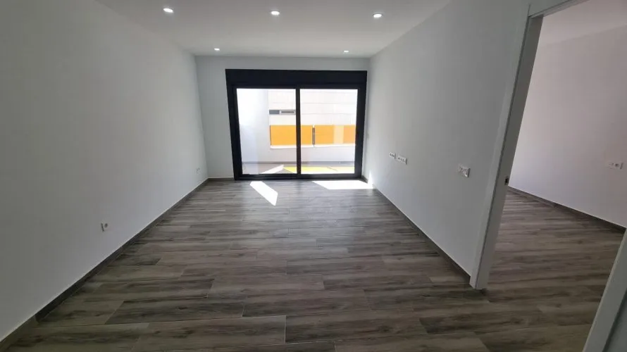 3 bedrooms apartment for sale, Torrevieja, Spain No. 108 № 21