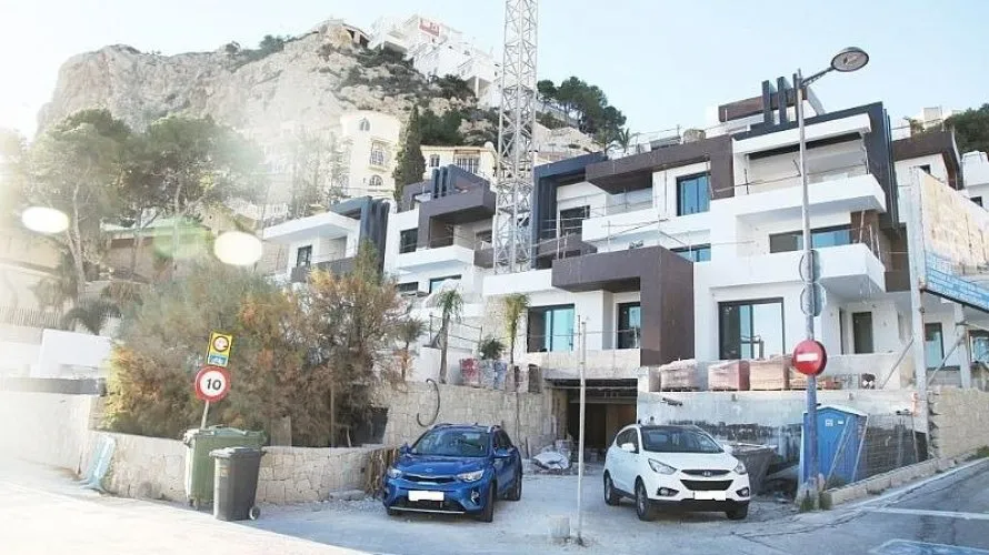 4 bedrooms apartment for sale, Benidorm, Spain No. 352 № 10