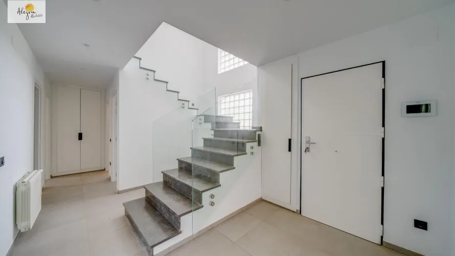 5 bedrooms villa for sale, Calpe, Spain No. 460 № 7