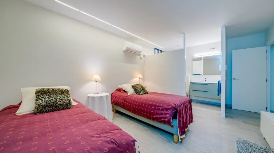 5 bedrooms villa for sale, Finestrat, Spain No. 476 № 22