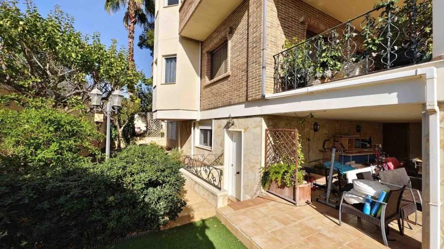 5 bedrooms villa for sale, Ciudad Quesada, Spain No. 109 № 4