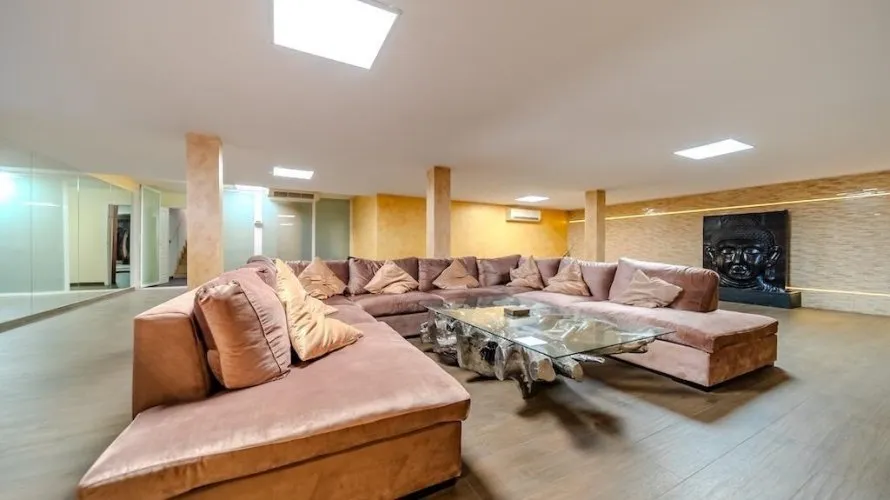 5 bedrooms villa for sale, Torrevieja, Spain No. 768 № 15