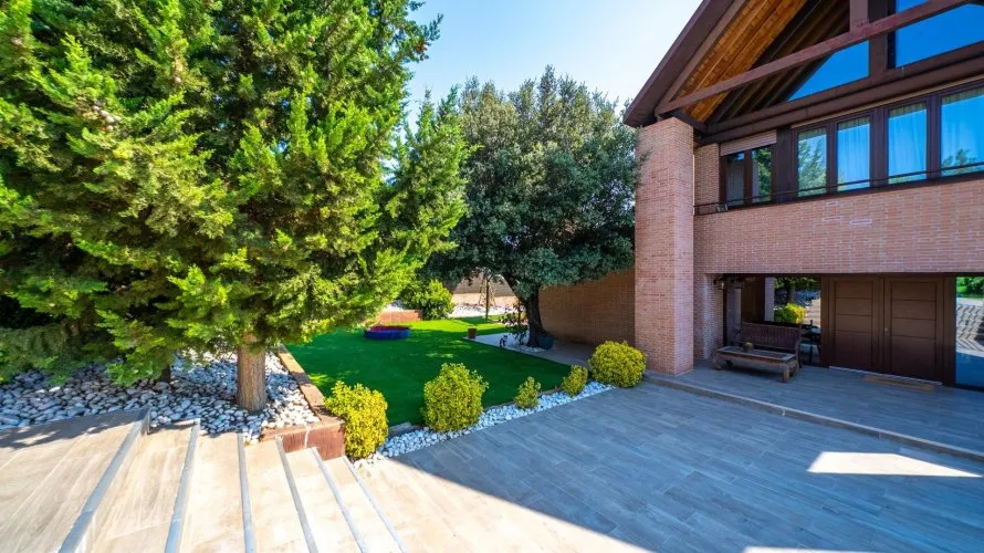 8 bedrooms apartment for sale, Las Rozas de Madrid, Spain No. 1610 № 21
