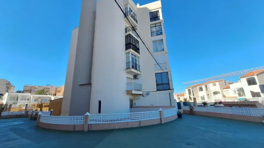 33m² apartment for sale, Torrevieja, Spain No. 2835 № 4