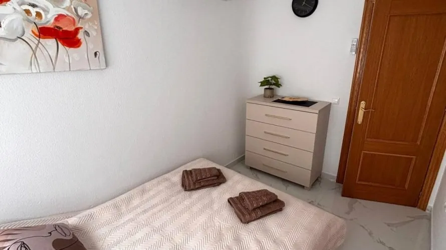 3 bedrooms apartment for sale, Torrevieja, Spain No. 1379 № 9