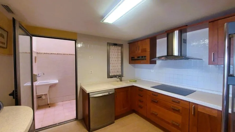 4 bedrooms apartment for sale, Torrevieja, Spain No. 581 № 23