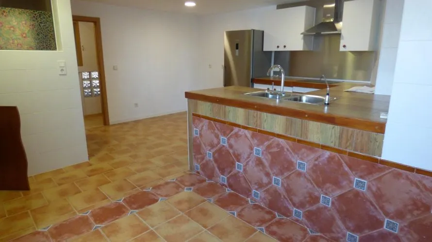 4 bedrooms house for sale, San Juan, Spain No. 745 № 2