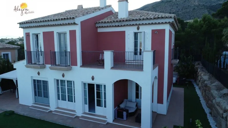4 bedrooms villa for sale, Finestrat, Spain No. 269 № 1