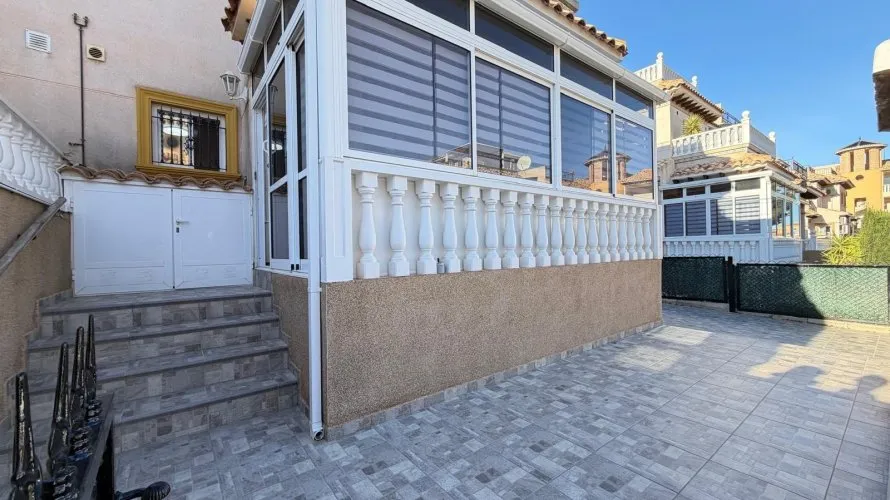 2 bedrooms house for sale, Campoamor, Spain No. 1036 № 2