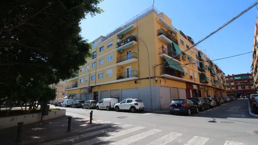 2 bedrooms apartment for sale, Alicante, Spain No. 2750 № 2