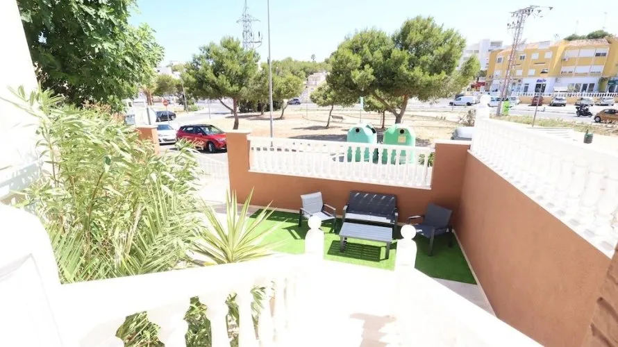 3 bedrooms apartment for sale, Campoamor, Spain No. 1598 № 1