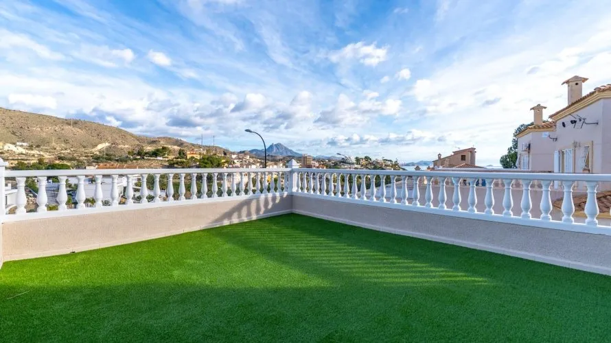 3 bedrooms apartment for sale, El Campello, Spain No. 243 № 2