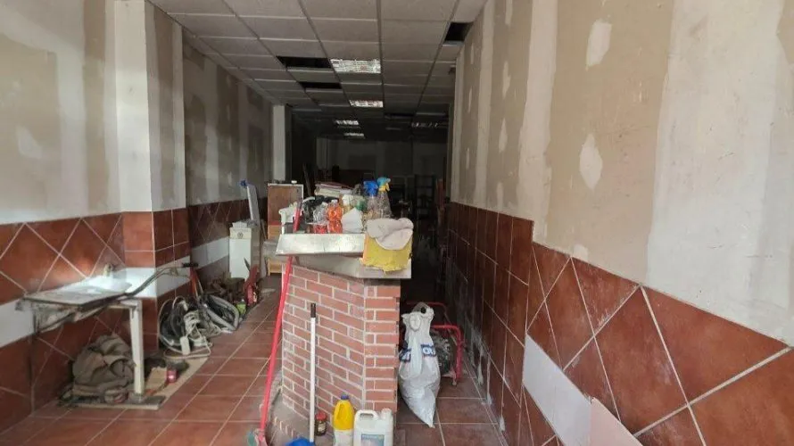 86m² commercial property for sale, Oviedo, Spain No. 2735 № 24