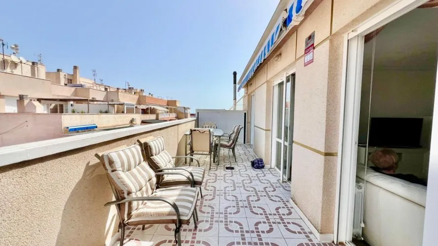 3 bedrooms penthouse for sale, La Mata, Spain No. 143 № 1