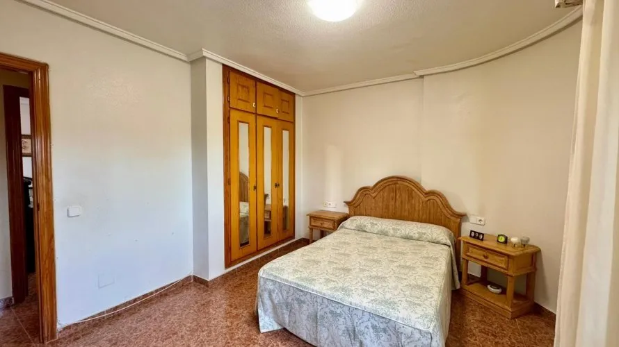 3 bedrooms apartment for sale, Torrevieja, Spain No. 1088 № 8