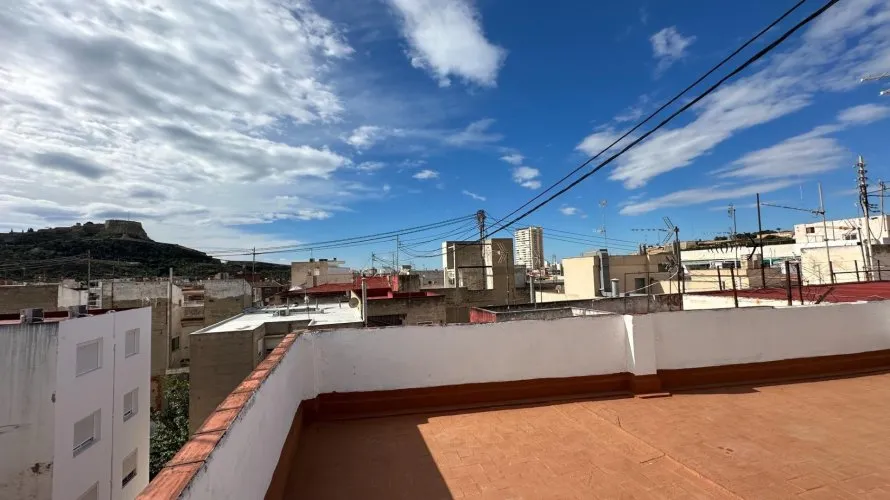 2 bedrooms apartment for sale, Alicante, Spain No. 2870 № 1