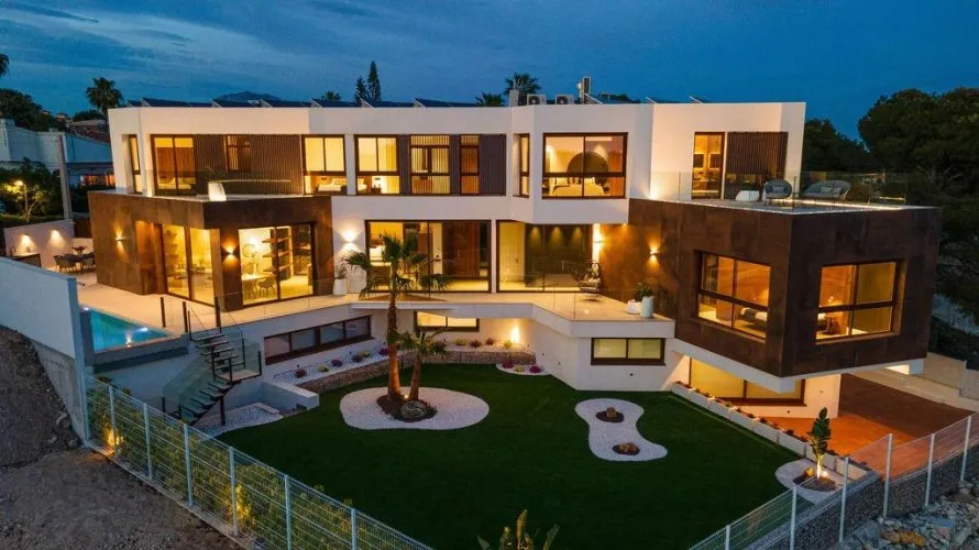 4 bedrooms villa for sale, Benidorm, Spain No. 1627
