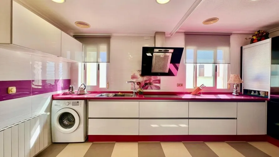 3 bedrooms penthouse for sale, La Mata, Spain No. 143 № 17