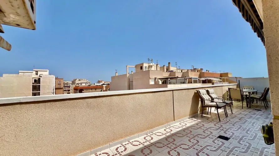 3 bedrooms penthouse for sale, La Mata, Spain No. 143 № 4