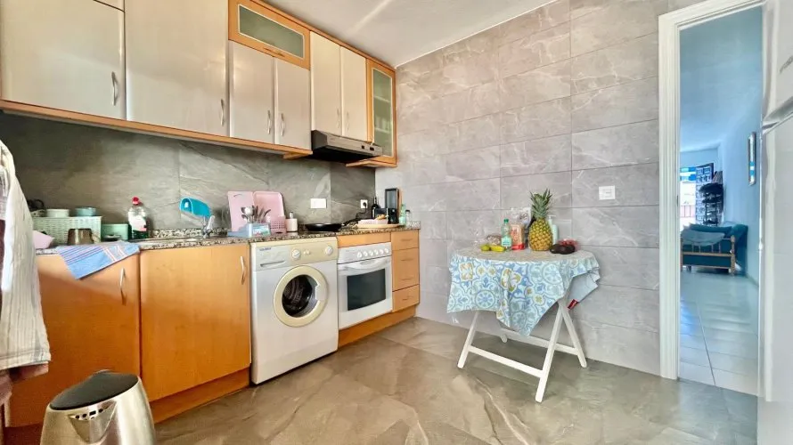 2 bedrooms penthouse for sale, Torrevieja, Spain No. 2933 № 15