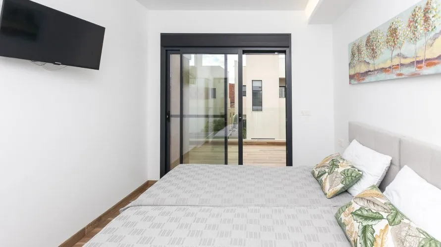 120m² villa for sale, Los Montesinos, Spain No. 957 № 1